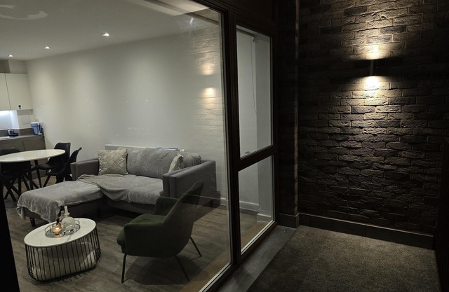 Luxurious 2-Bed Haven in the Heart of Barking