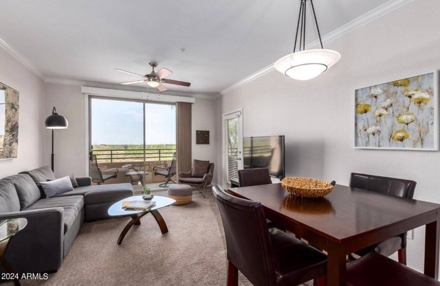Luxurious 2 bedroom condo in the heart of North Scottsdale with garage parking+1