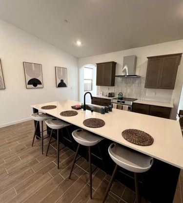 Luxurious 2BR 2BA Modern Getaway