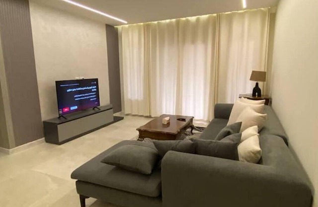 Luxurious 2BR and 2 Baths Apartment in DreamLand