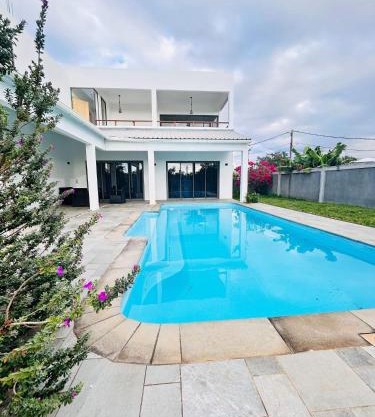Luxurious 3 Bedroom Villa with Private Pool - NG1