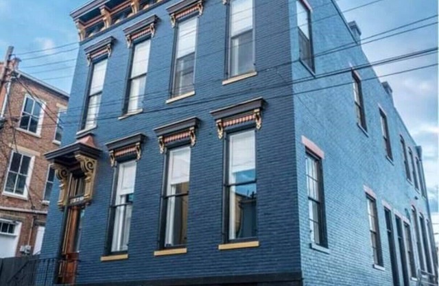 Luxurious 4 Bedroom Home in Heart of Historic Madison's Downtown