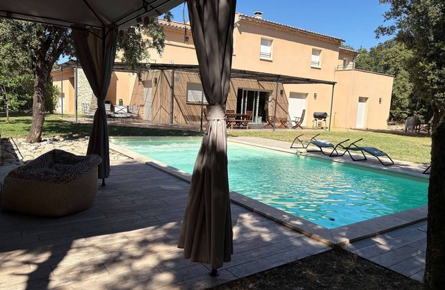 Luxurious 4-Star Villa for 6 with Private Pool near Ardèche Gorges