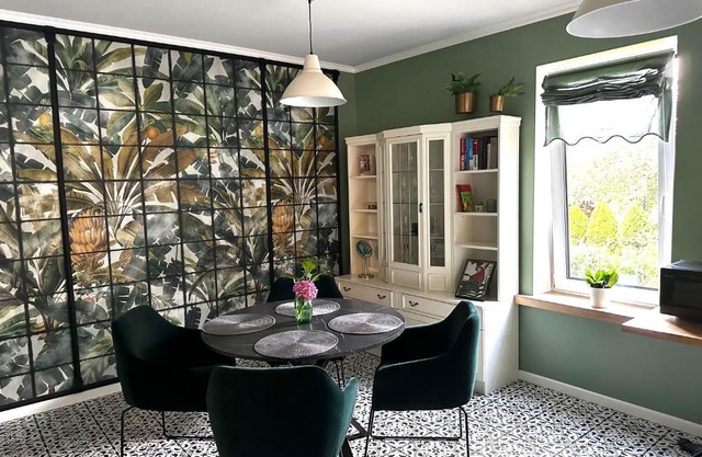 Luxurious apartment (private & quiet area)+parking
