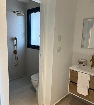 Luxurious Central Raanana Flat