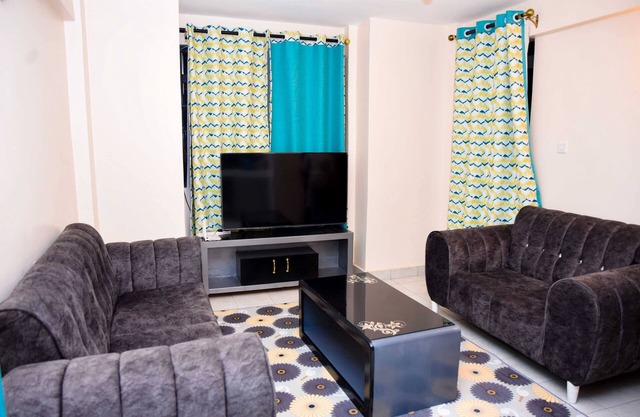 LUXURIOUS FURNISHED APARTMENT