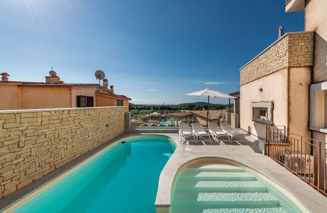 Luxurious Holiday Home with Pool, Terrace, Wi-Fi & Air Conditioning; Parking Available, Smaller Pets Allowed