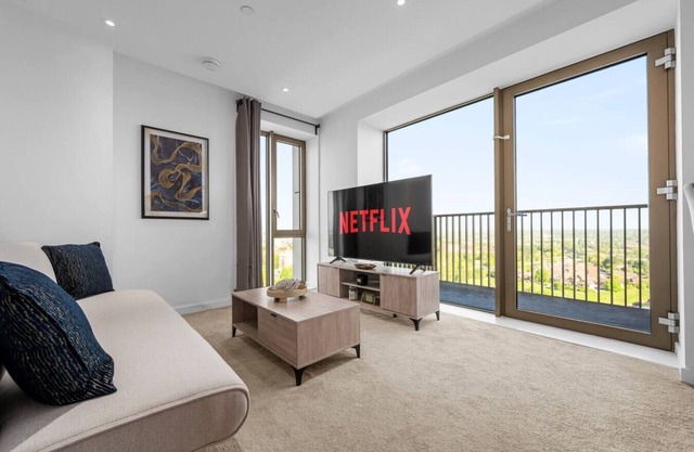 Luxurious Modern High Rise: Central Manchester