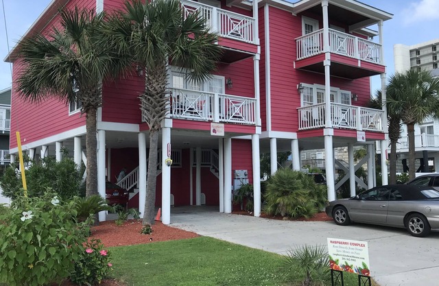 Luxurious Ocean View 5BR/5.5BA Immaculate House W/Pvt Heated Pool Steps to Beach