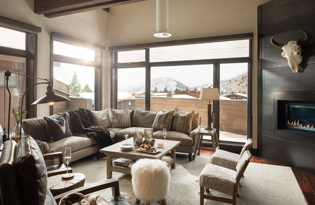 Luxurious penthouse property located in the heart of downtown Jackson Hole