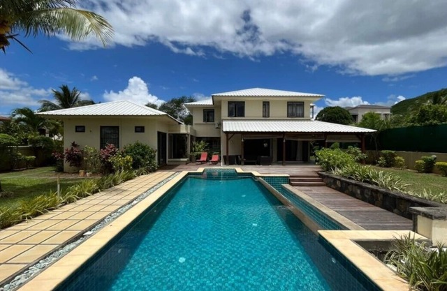 Luxurious private Villa with spectacular views