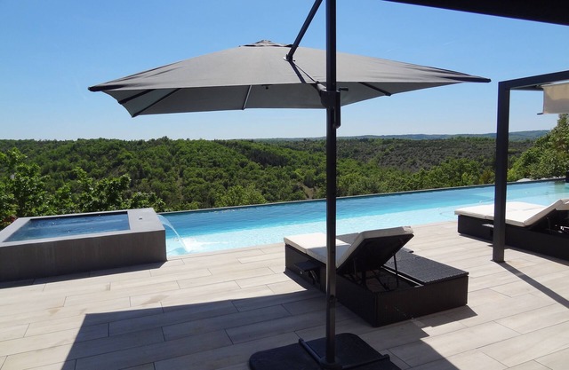 Luxurious VILLA SAINT CIRICE with EXCEPTIONAL SERVICES
