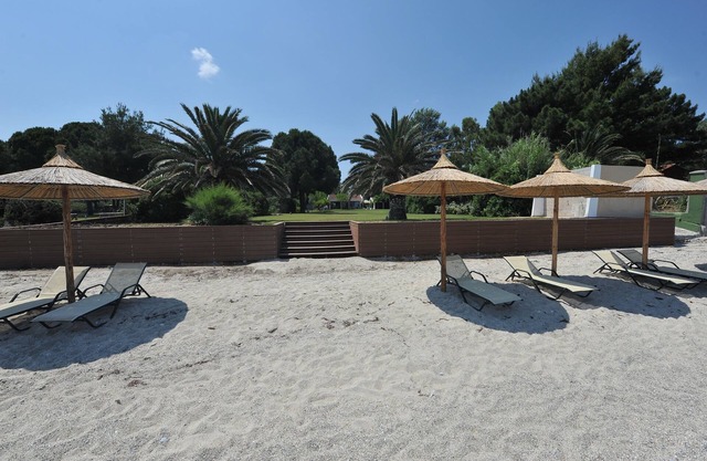 Luxurius costal villa in Pefkohori Chalkidiki