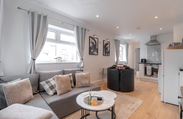 Luxury 1 Bed Apartment | Bromley