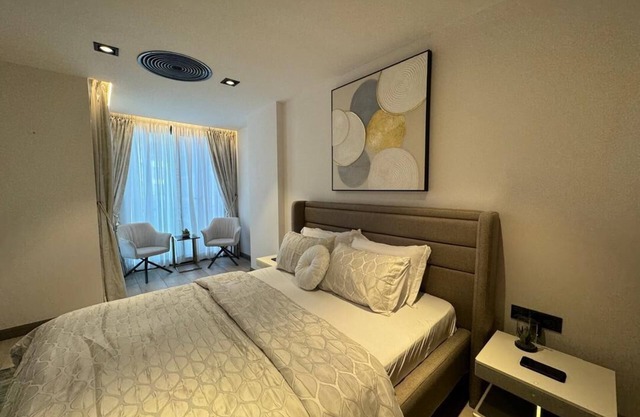 Luxury 1-Bedroom Apartment in Cantonments
