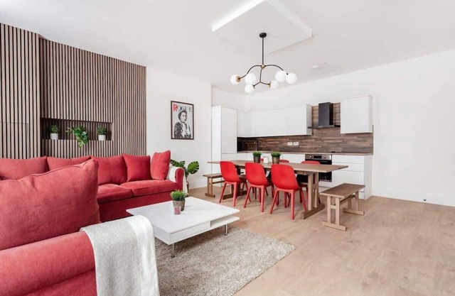 Luxury 2 Bed Flat by Marylebone High St in the ♥️ of Central London, w/Air Con