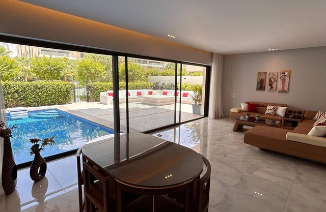 Luxury 2BR - Private Pool & Garden