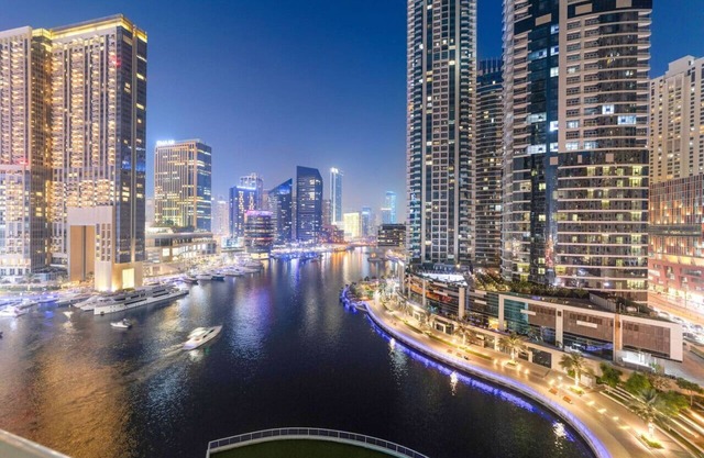 Luxury 2BR w/Stunning Dubai Marina Views Near JBR Beach