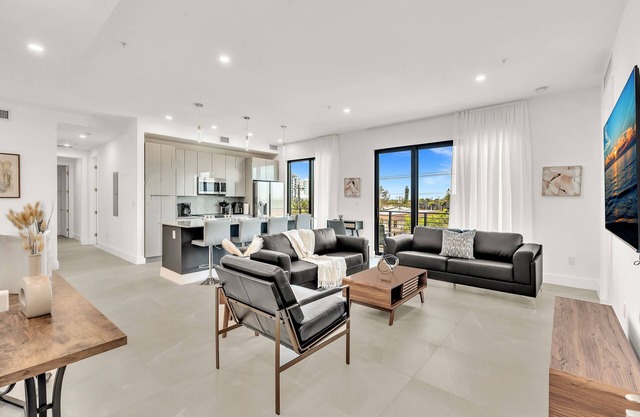 Luxury 3 Bedrooms APT Brand new, Perfectly located #301