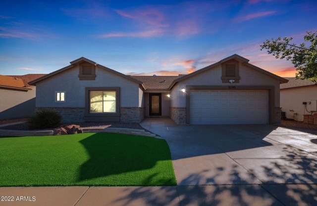 Luxury 3-br Home with Pool & Outdoor BBQ Area