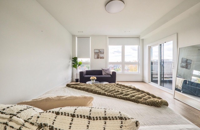 Luxury 4 Bed Oasis with Ample Space