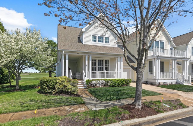 Luxury 4BD Bear Trap Dunes Retreat! Townhome with Community Pool, Free WIFI, Golf, Beach Shuttle, Tennis and more!