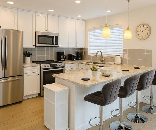 Luxury 4BR Walk to Fashion Sq