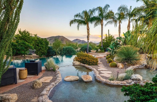 LUXURY 5 acre Property Heated Pool ~ See our Reviews!