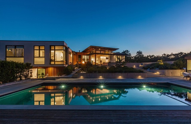 Luxury 6-Bedroom Malibu Oasis with Private Pool