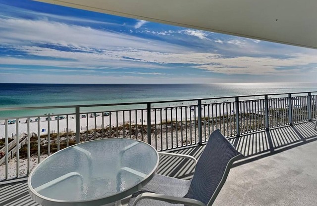 Luxury Beachfront Bliss – Blu’s Only 2BR Condo!