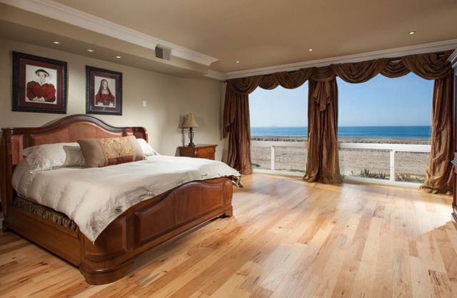Luxury Beachfront Home