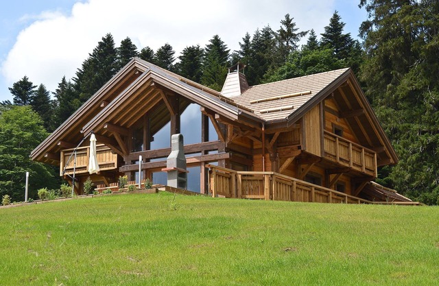 luxury chalet with sauna and jacuzzi