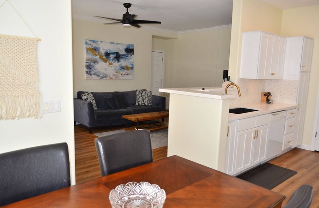 Luxury Condo in the Heart of Catalina Foothills, EV Charge Station