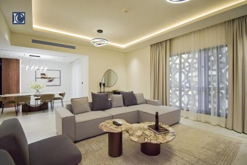 Luxury Escapes - Elegant 3 Bedroom plus Maids Room Apartment in JBR