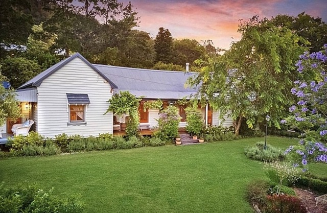 Luxury Farmstay inside and out with space, cheeky goats, an entertainers delight