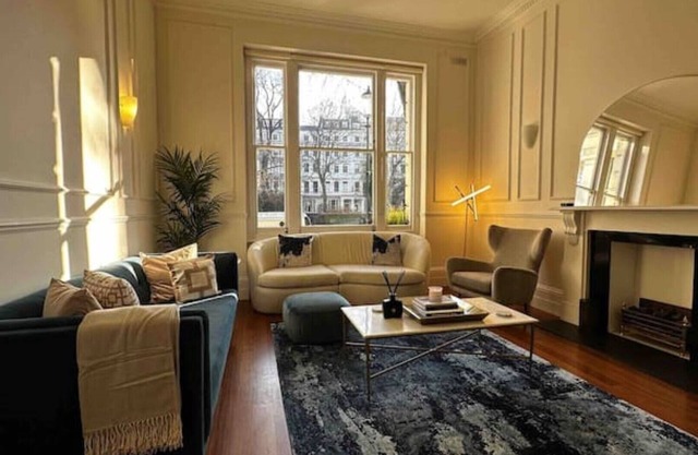 Luxury Flat in South Kensington