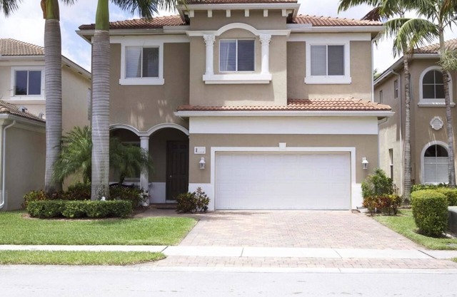 Luxury House 5 rooms beautiful area quiet+safe