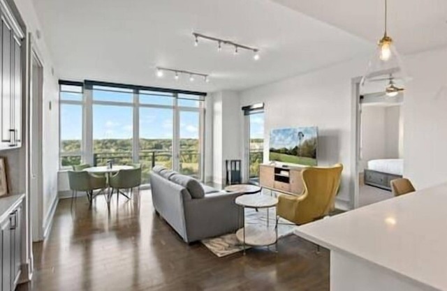 Luxury Living | Tysons | High Rise | Balcony