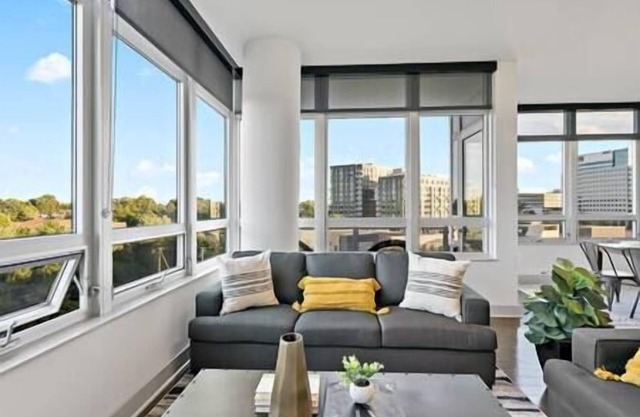 Luxury Living | Tysons | High Rise | Scenic Views