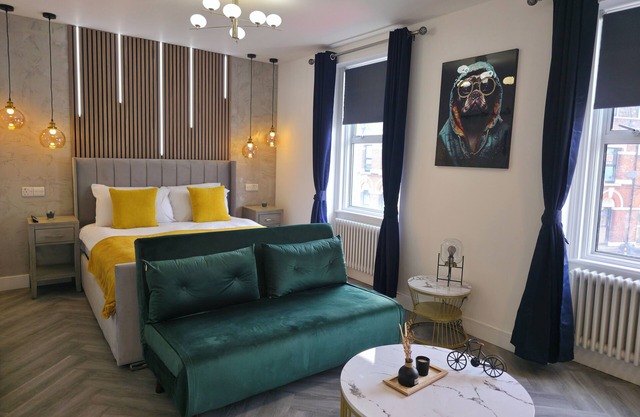 Luxury Modern Queen Studio Apartment in Shoreditch - Near Tower Bridge London