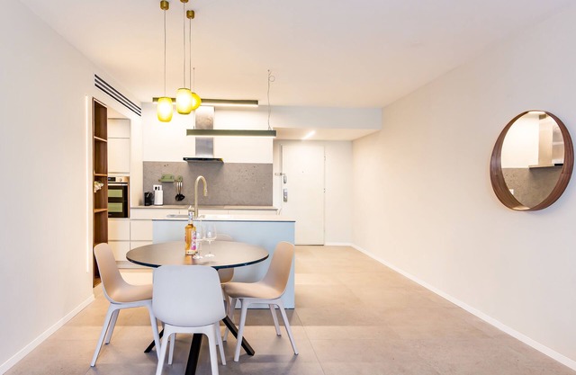 Luxury Neve Tzeddek Apartment With Electric Vehicle Parking