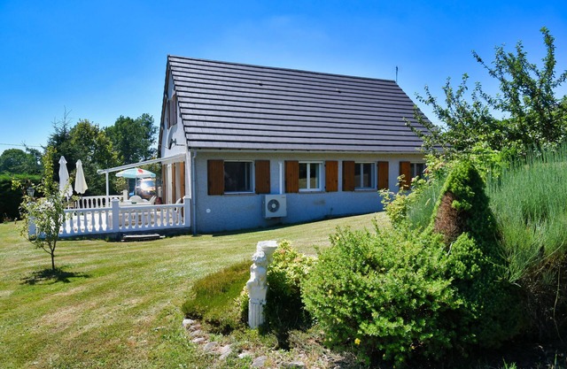 LUXURY NEW AUVERGNE HOUSE TREMOUILLE ST LOUP MAXIMUM 10/12 PEOPLE