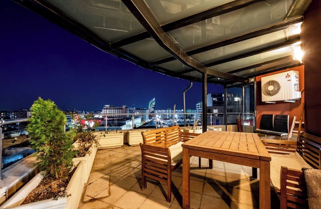 Luxury Penthaus 3 Bedrooms Apartment in Sofia,