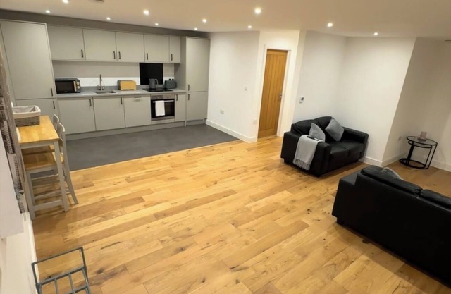 Luxury private bungalow in Winterbourne