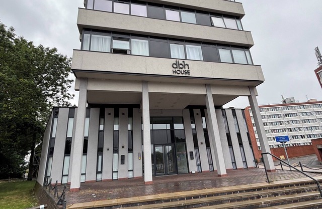 Luxury Retreat in Carlton, Nottingham – Stylish Comfort & Convenience