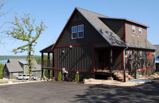 Luxury Retreat on TRL - 5 Bed, 5.5 Bath, Sleeps 14