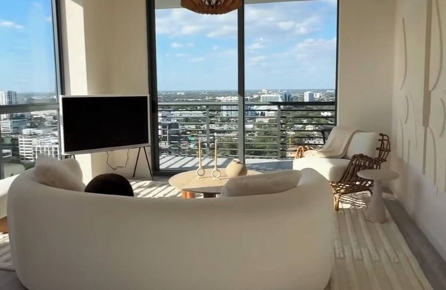 Luxury sophisticated suite right in the heart of Miami