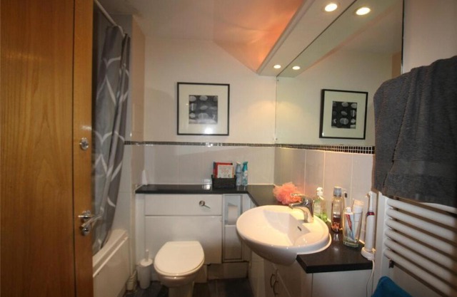 Luxury Top Quality bedroom in london