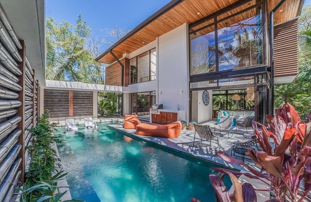 Luxury Tropical Bamboo Villa w/pool surrounded by jungle & steps from the beach
