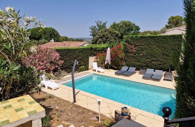 Luxury Villa 180m² with Swimming Pool, Jacuzzi & Panoramic View - Gard Provence